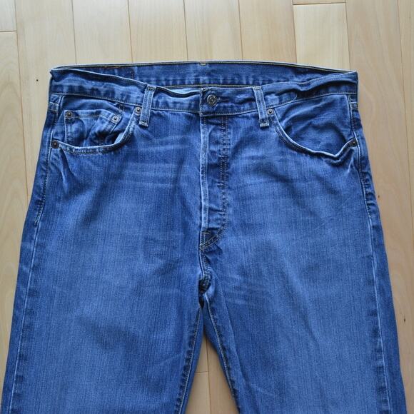 Vintage 90s Levis 501 Denim Blue Jeans Size 36x32 - Picture 2 of 7
